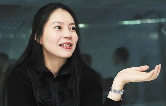 c7娱乐入口-她是中国体坛叛徒，赴美比赛却临阵脱逃入美籍，如今高调回国捞金|胡娜|网球|美国|画展|大义_新浪体育_新浪新闻